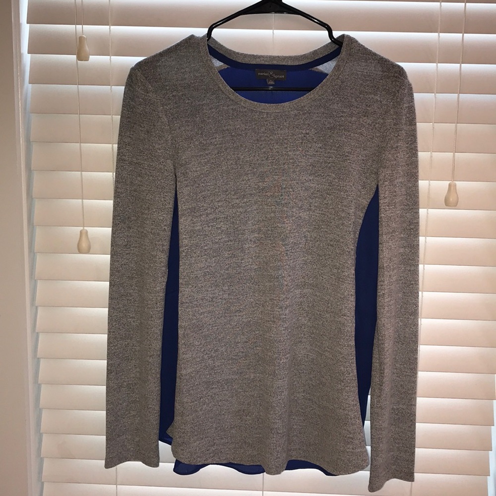 Very cool top with polyester front and rayon back